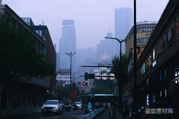 高清摄影 雾中城市街道