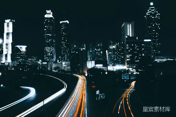 高清摄影 城市夜景中的光轨