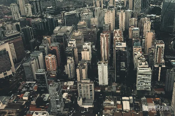 高清摄影 雾气缭绕的城市天际线