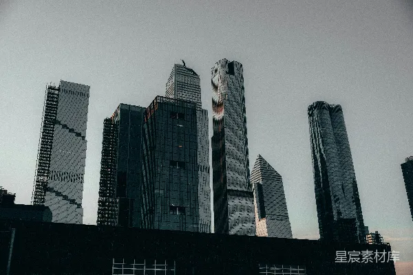 高清摄影 城市天际线：现代建筑群