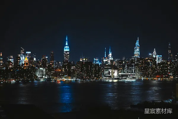 高清摄影 夜幕下的摩天大楼