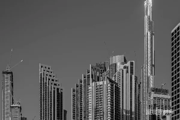 高清摄影 迪拜天际线：黑白建筑之美