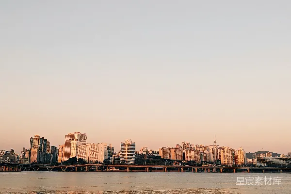 高清摄影 黄昏时分的城市天际线