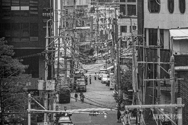 高清摄影 城市街道的黑白景象