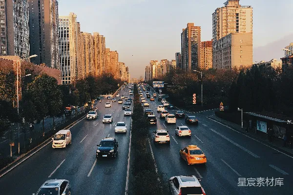 高清摄影 都市日落时的车流