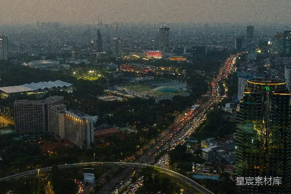 高清摄影 夕阳下的城市天际线