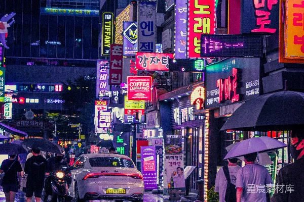 高清摄影 霓虹雨巷：韩国街头夜景