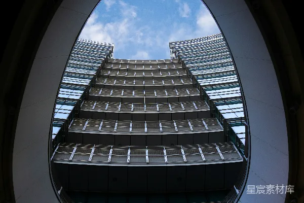 高清摄影 透过圆窗看天井