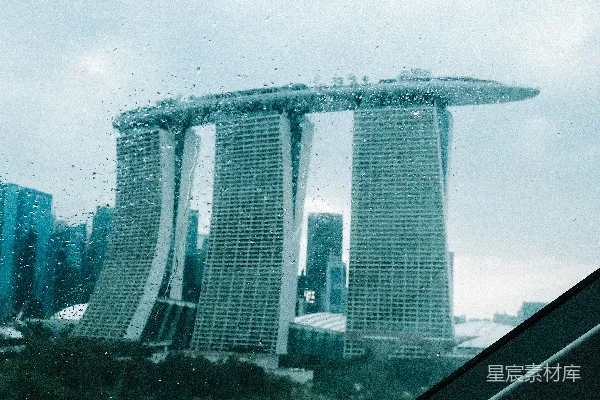 高清摄影 雨中的摩天大楼
