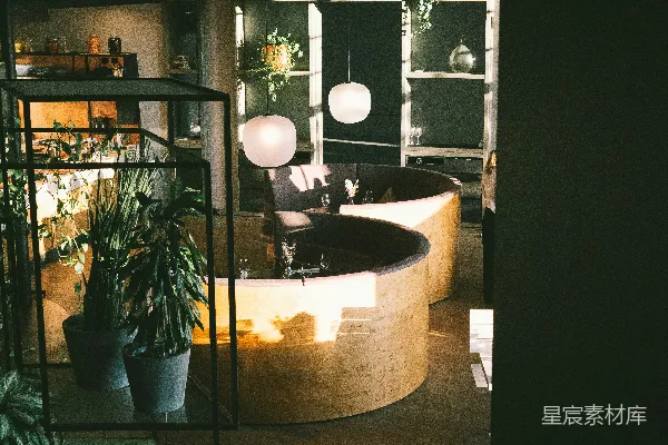 高清摄影 昏黄光影中的现代咖啡馆