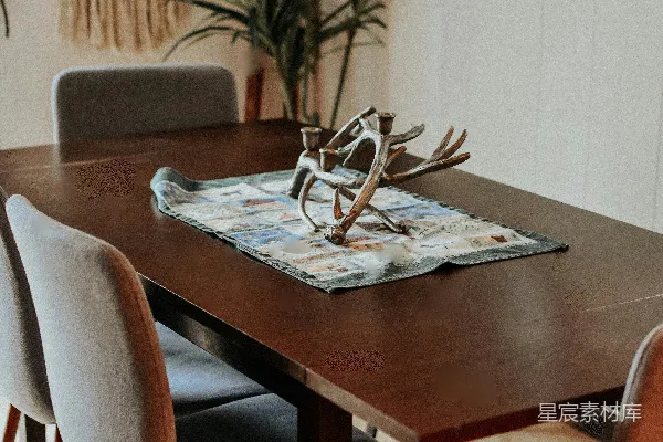 高清摄影 简约温馨的餐厅角落