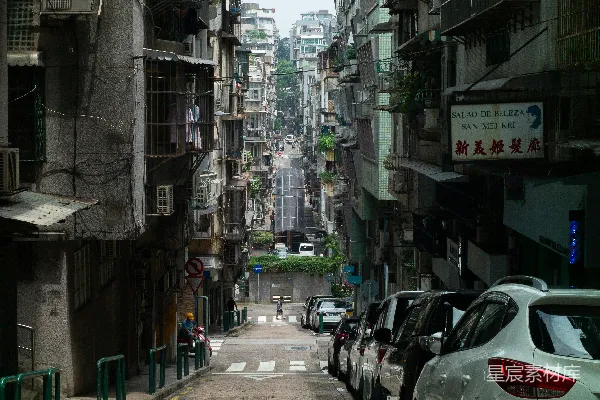高清摄影 狭窄的街道