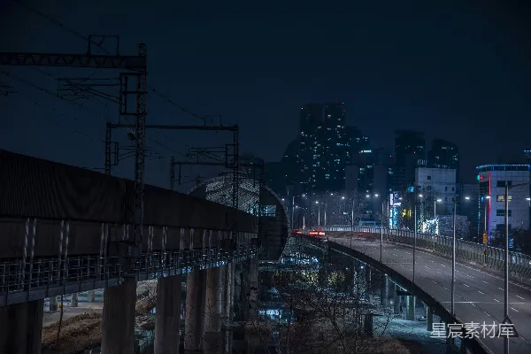 高清摄影 夜晚的城市桥梁剪影