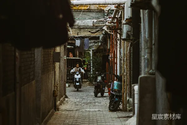 高清摄影 老巷深处的日常生活