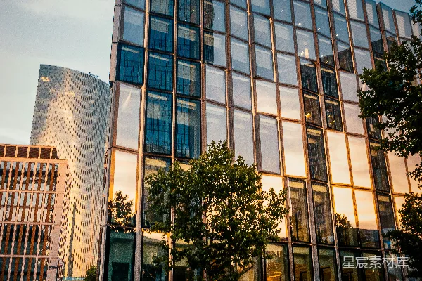 高清摄影 有许多窗户的建筑