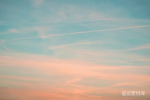 高清摄影 青白的天空