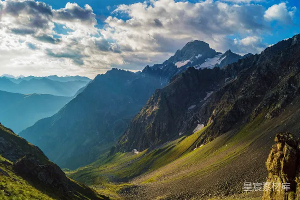 高清摄影 山中群峰一览