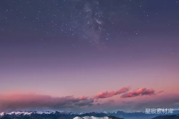 高清摄影 夜间雪山的雪景